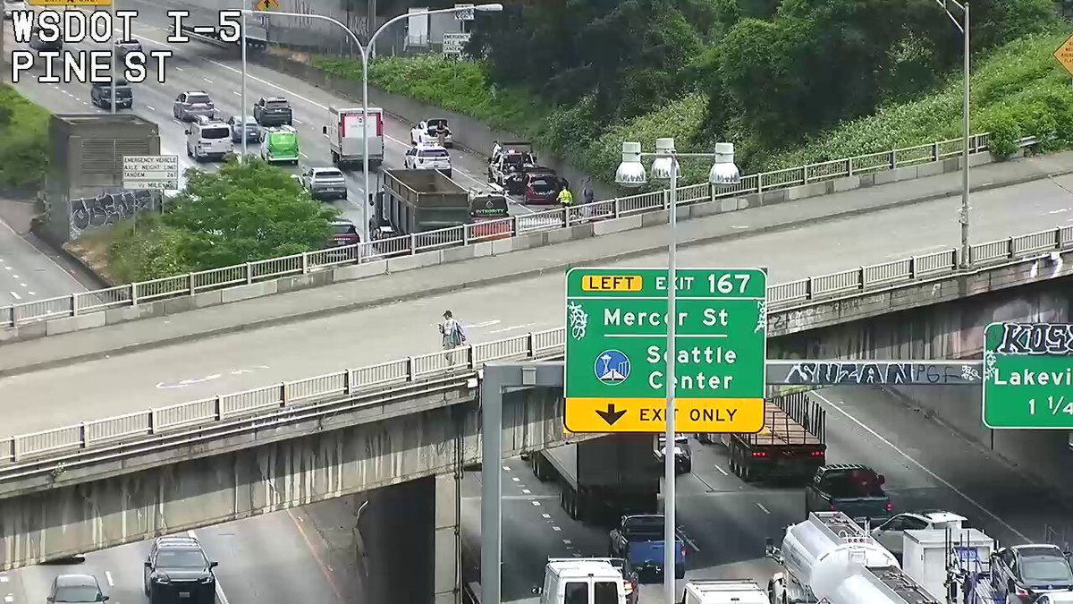 Nilinaw: Ang sunog ng sasakyan sa NB I-5 lamang