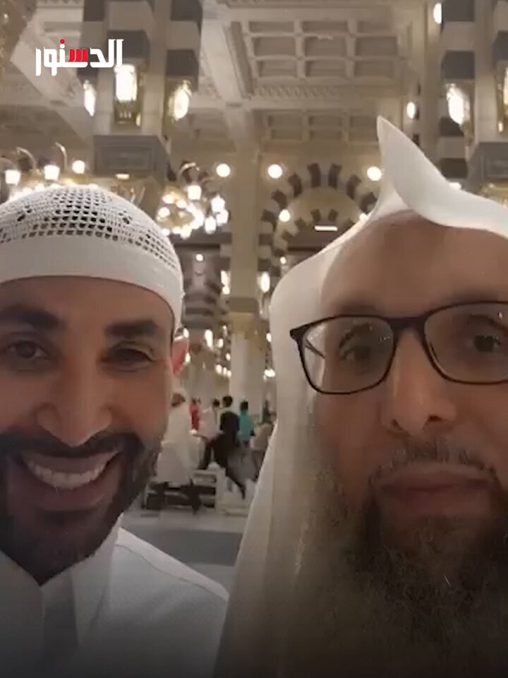 أحمد سعد يؤدي فريضة الحج ويعلن توبته 