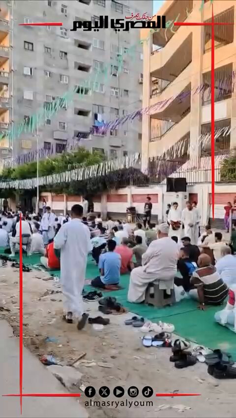 "بصوت الأطفال".. تكبيرات عيد الأضحى من مسجد الحسيني بالرأس السوداء بالإسكندرية. تصوير: آلاء محمود 