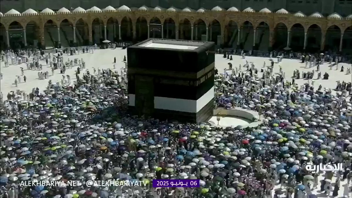 لقطات من المسجد الحرام... حجاج بيت الله الحرام يطوفون في أجواء روحانية مفعمة بالسكينة والخشوع #حج_1446ه 