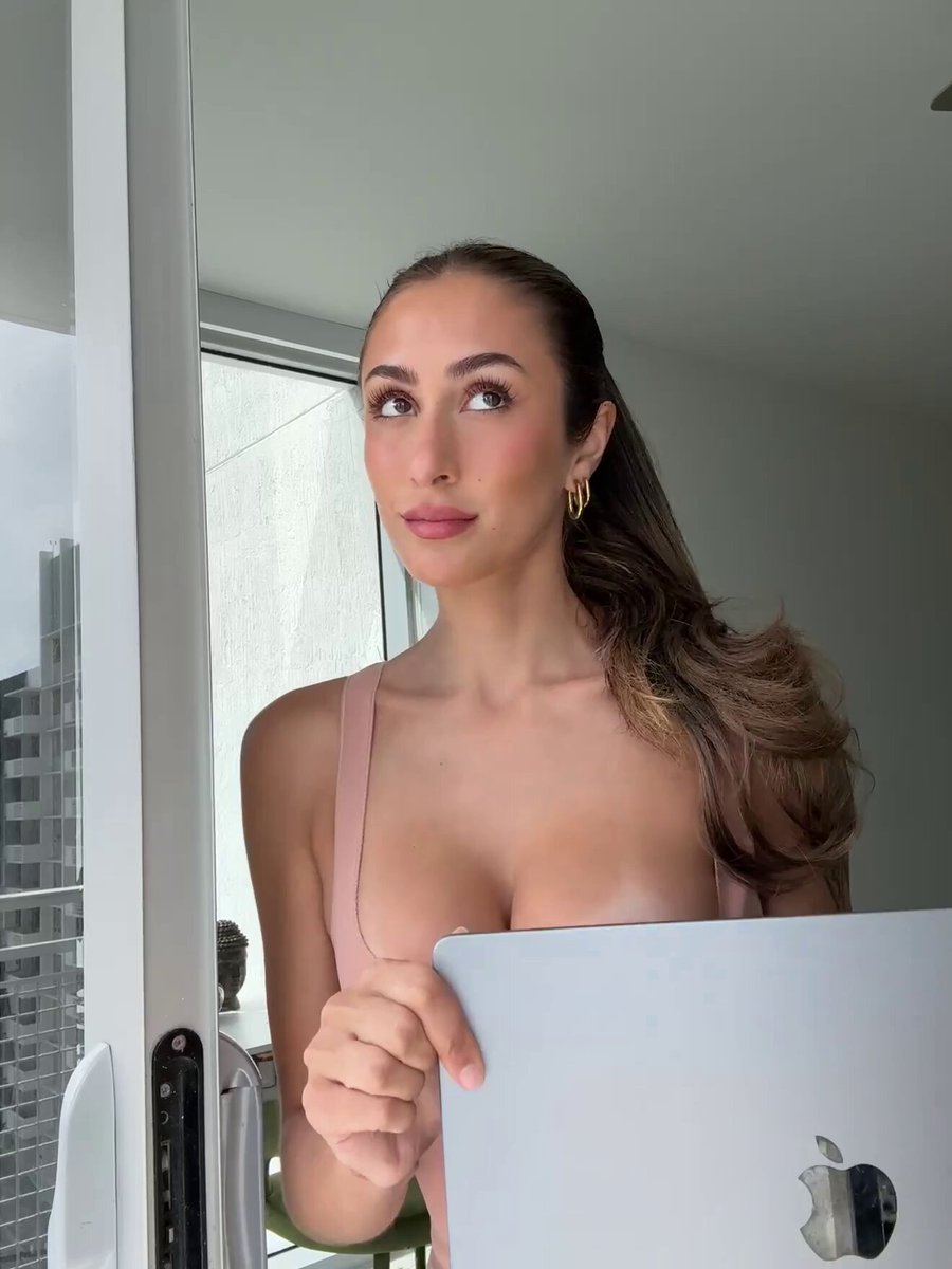 who’s smashing raw till i can’t even crawl by the end of the night?