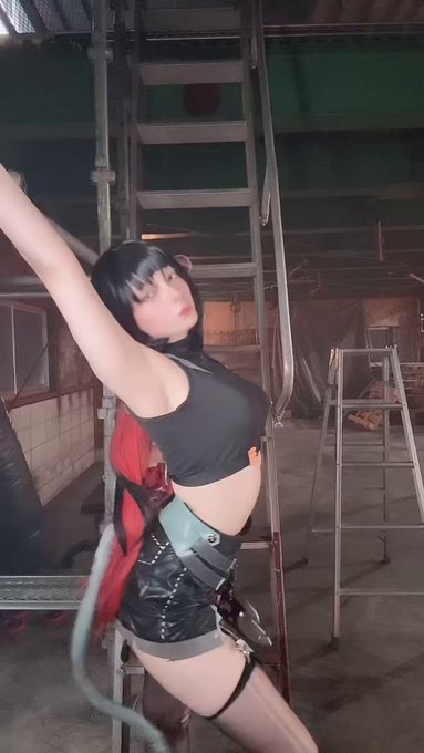 コスプレイヤーくろはのTwitter動画2