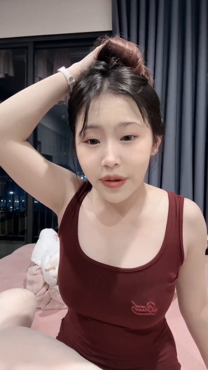ABG china cantik pamer memek pink part 1