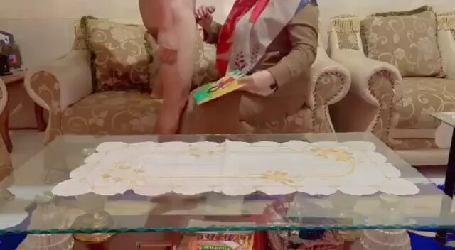 ngerjain PR di rumah guru,malah dapet servisan