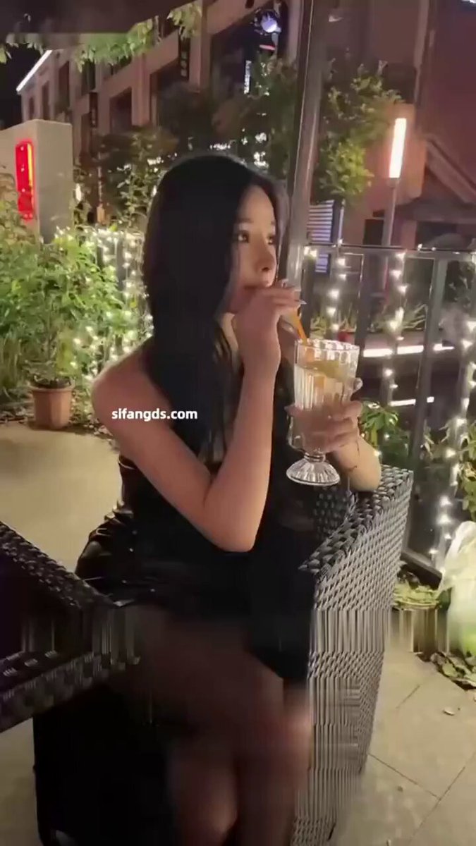 ABG cantik taiwan ketagihan nyepong part 3