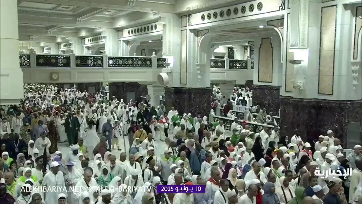 في رحاب صحن المطاف... قلوب خاشعة ونفوس تواقة يعز عليها فراق أطهر بقاع الأرض #حج1446ه 
