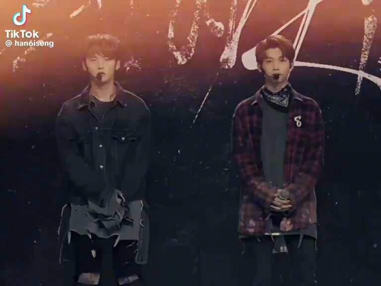 َsaw skz x8🥹 (@skrzhx) / X