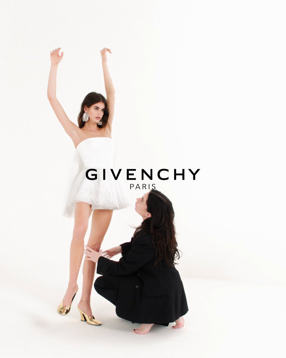 【関税＆送料込み】Givenchy Pantsuit Givenchy Pant Suit Suits & Suit Separates for Women for sale
