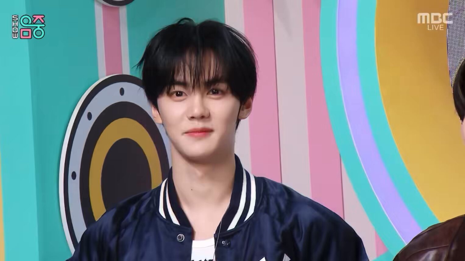 アヤページ ｱﾔ (@zb1_0830) / X