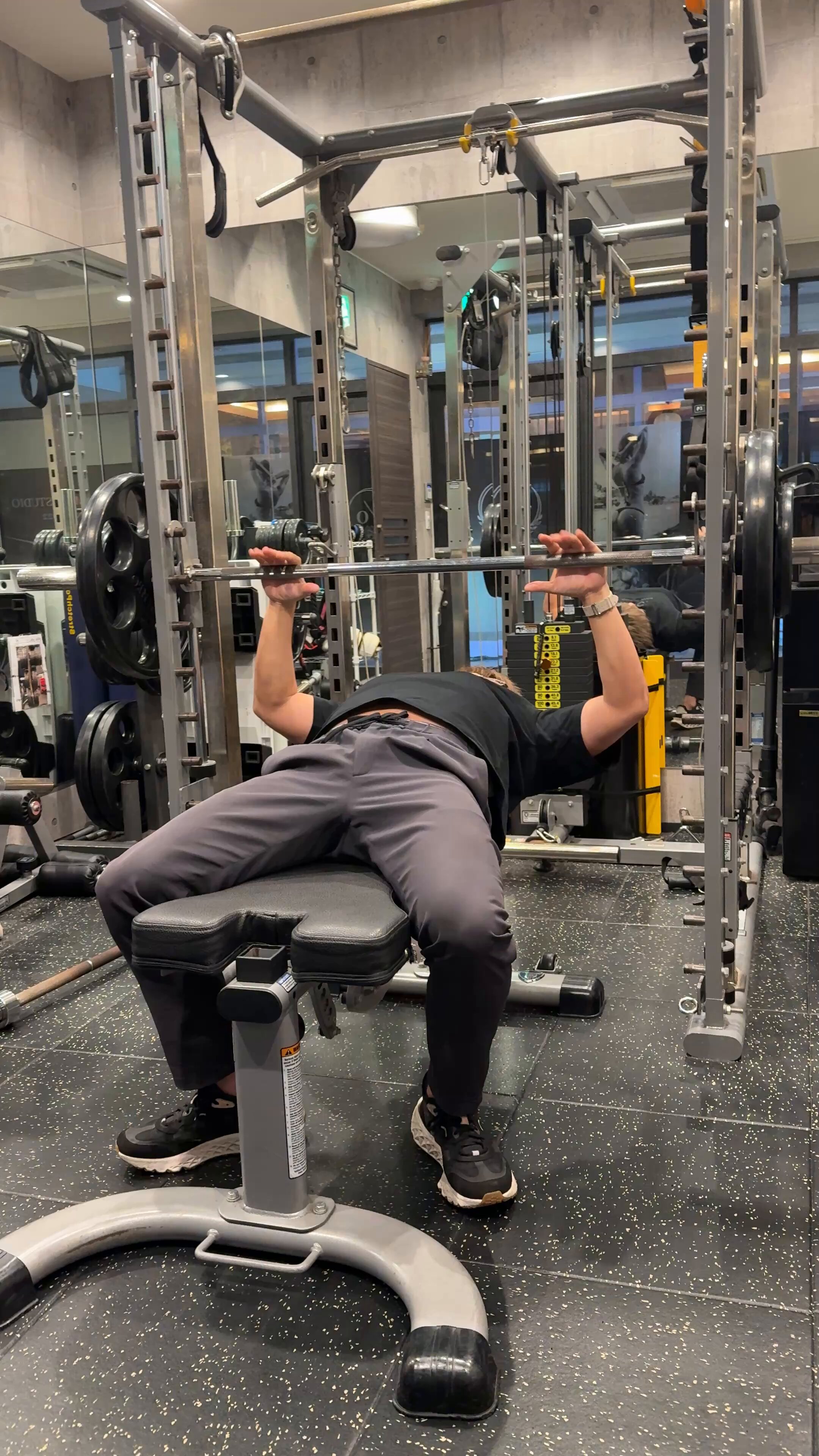 ハーフラック HALF RACK スクワット ウエイトトレーニング 筋