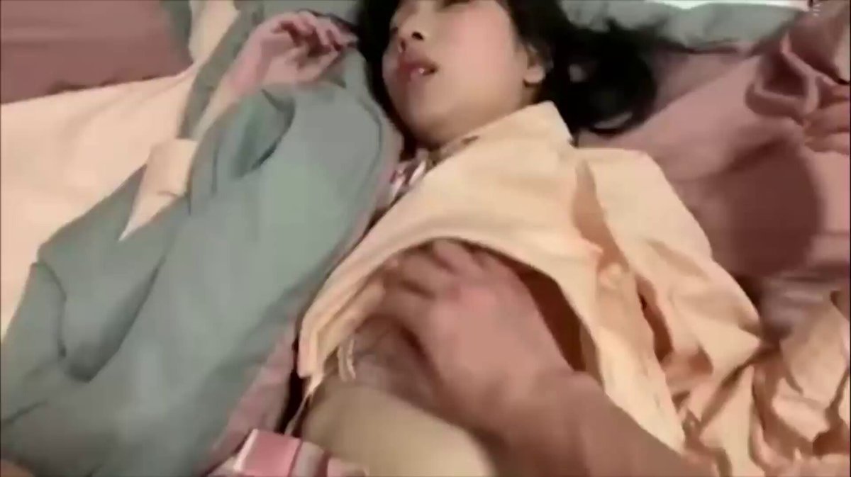 1933837818289385607