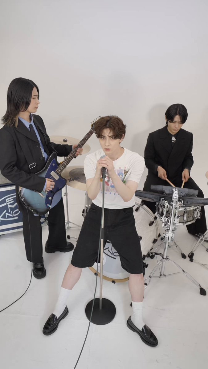 oneus シオン チェキ ポラロイド K-POP・アジア
