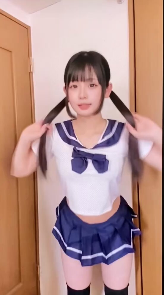 1935363557509709885