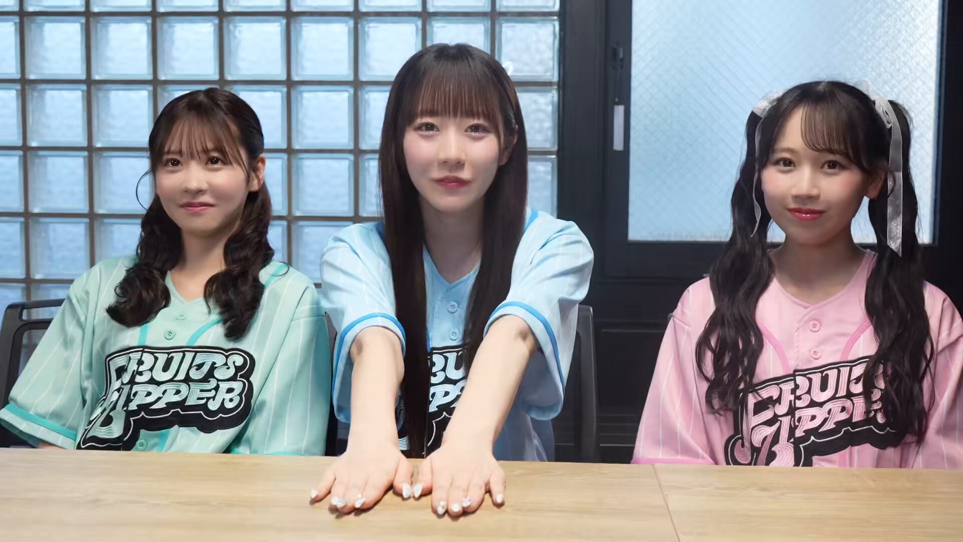 Amazon | fruit Zipper 櫻井優衣 早瀬ノエル 真中まな ポスト
