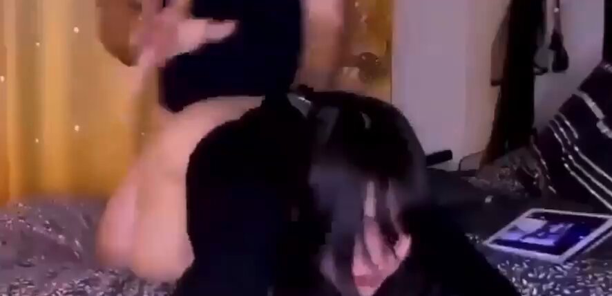 Korean girl takes dick 