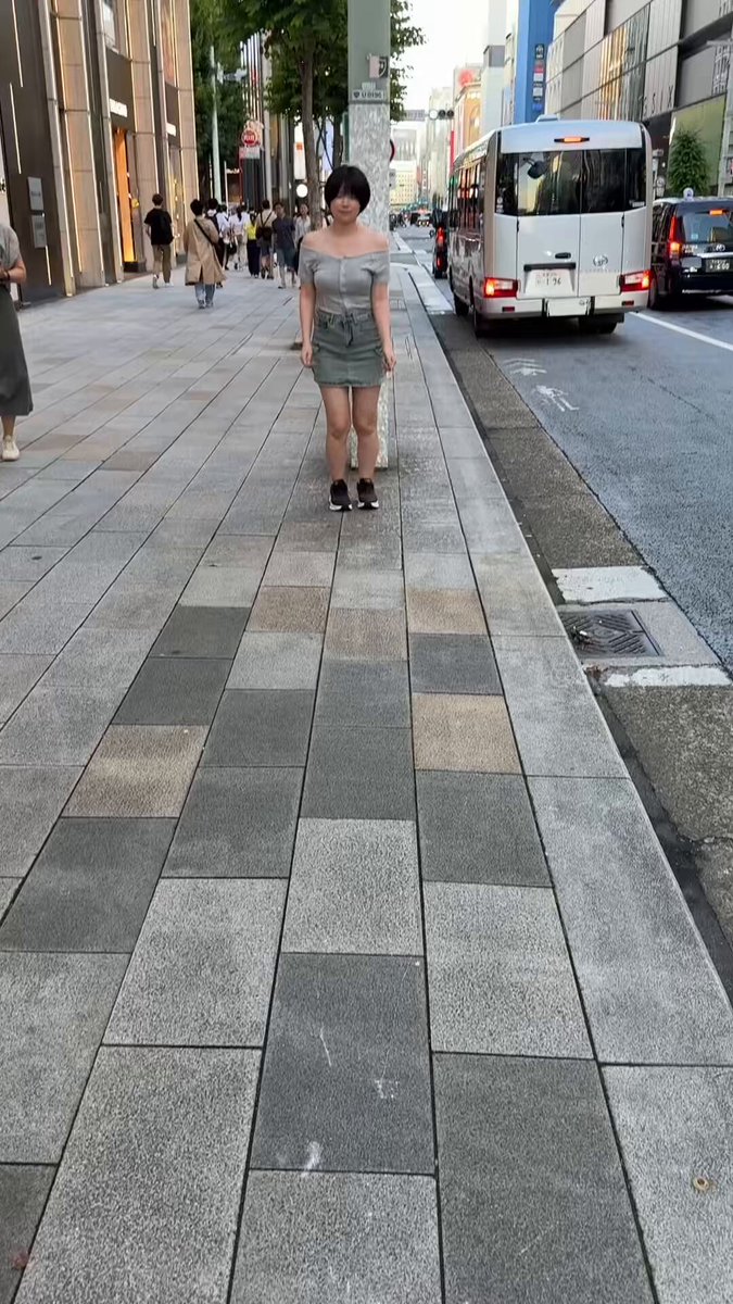 1935290824327340200