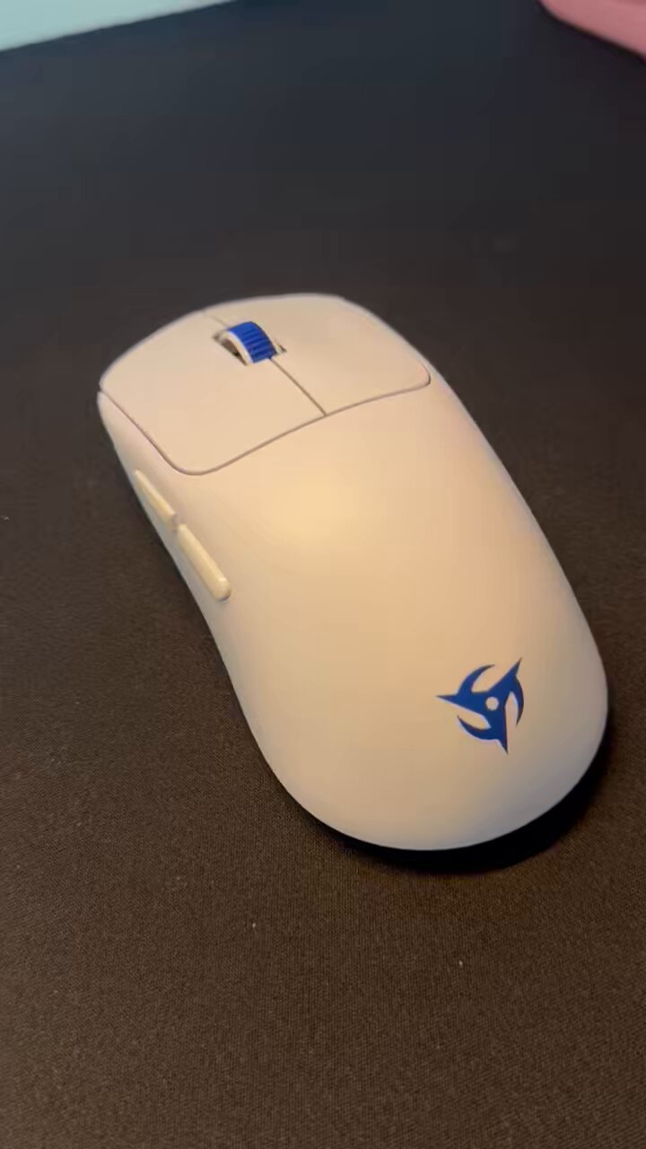 ♡♡AKYNC♡♡リクエスト品 ちぐさ くん AMPTAK アンプ レインボーロード 缶バ ッジ デフォ
