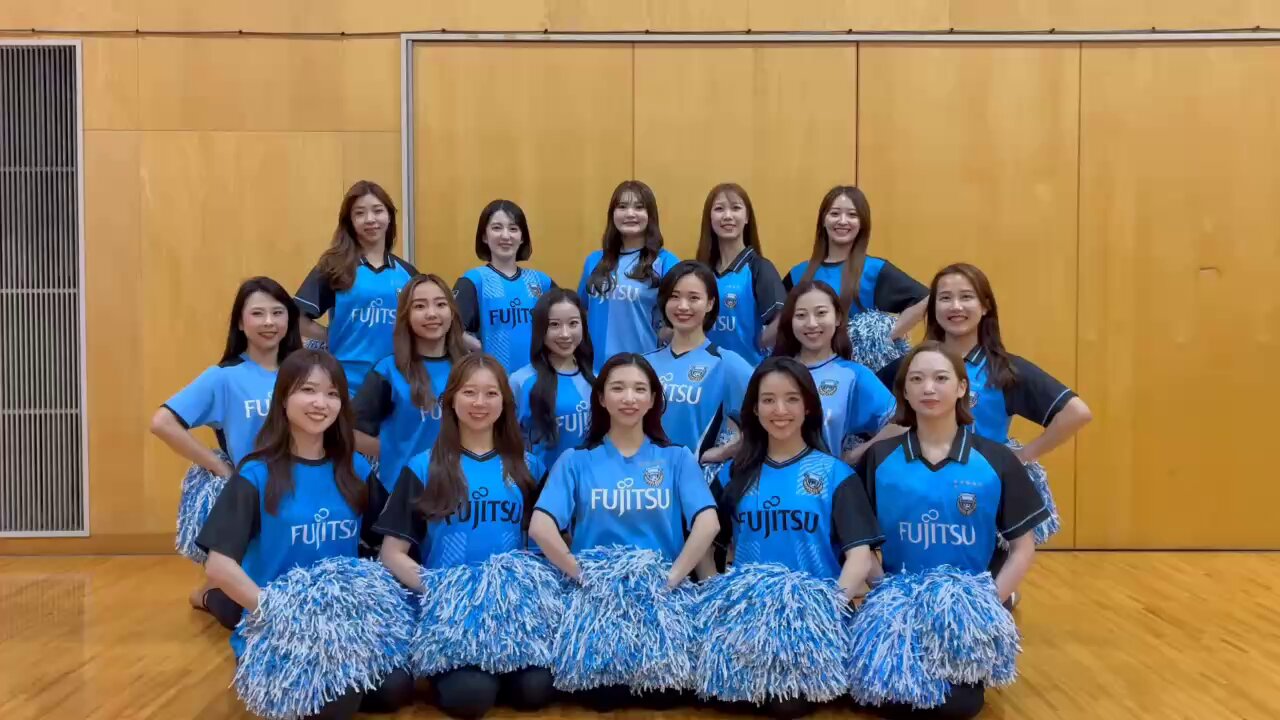 チアクラブ　ユニフォーム セントラル チアダンス ユニフォーム 140サイズ 強光沢生地