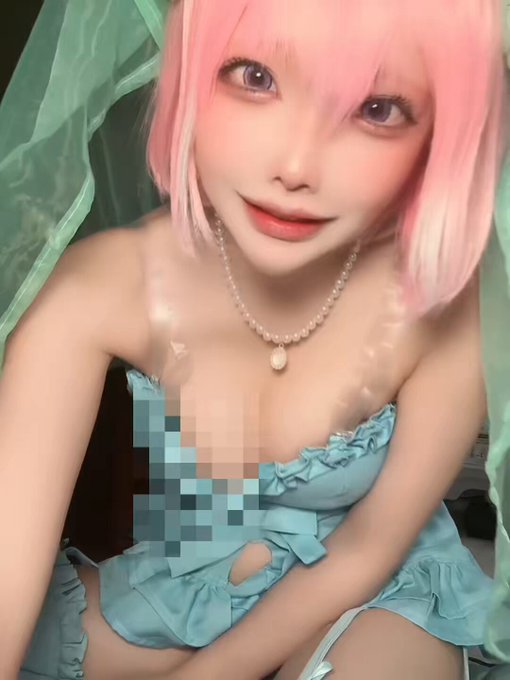 コスプレイヤーえとちゃのTwitter動画2