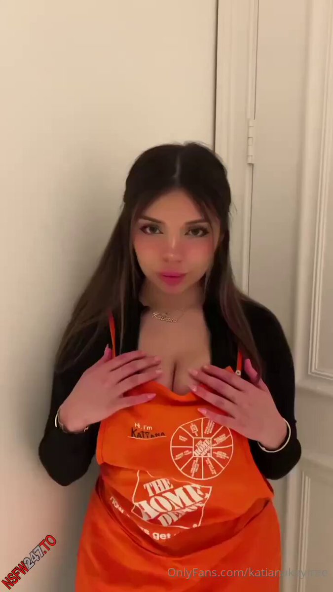 She risking it all #latina #blowjob #backshots