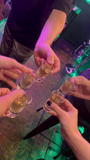 不良メイド喫茶・Bar黒月柏店のツイート