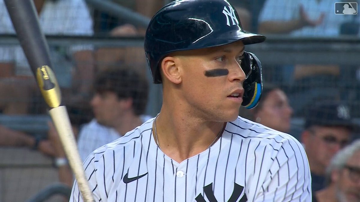 アーロン ジャッジ ホームラン62本 ボブルヘッド 2024 新品 非 f933