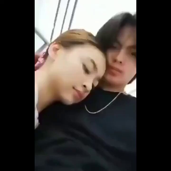ABG tocil kocokin kontol ayang yang ganteng