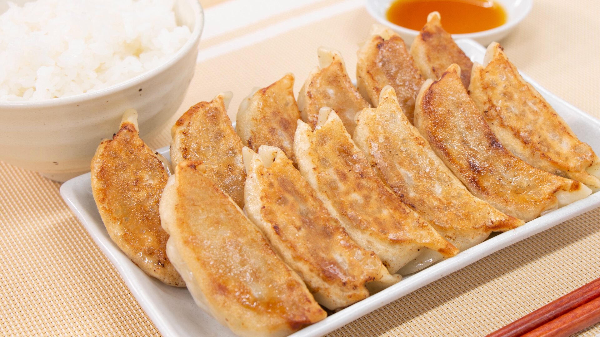 餃子の王将 実機役物LED点灯加工品！お車のインテリアに！お部屋
