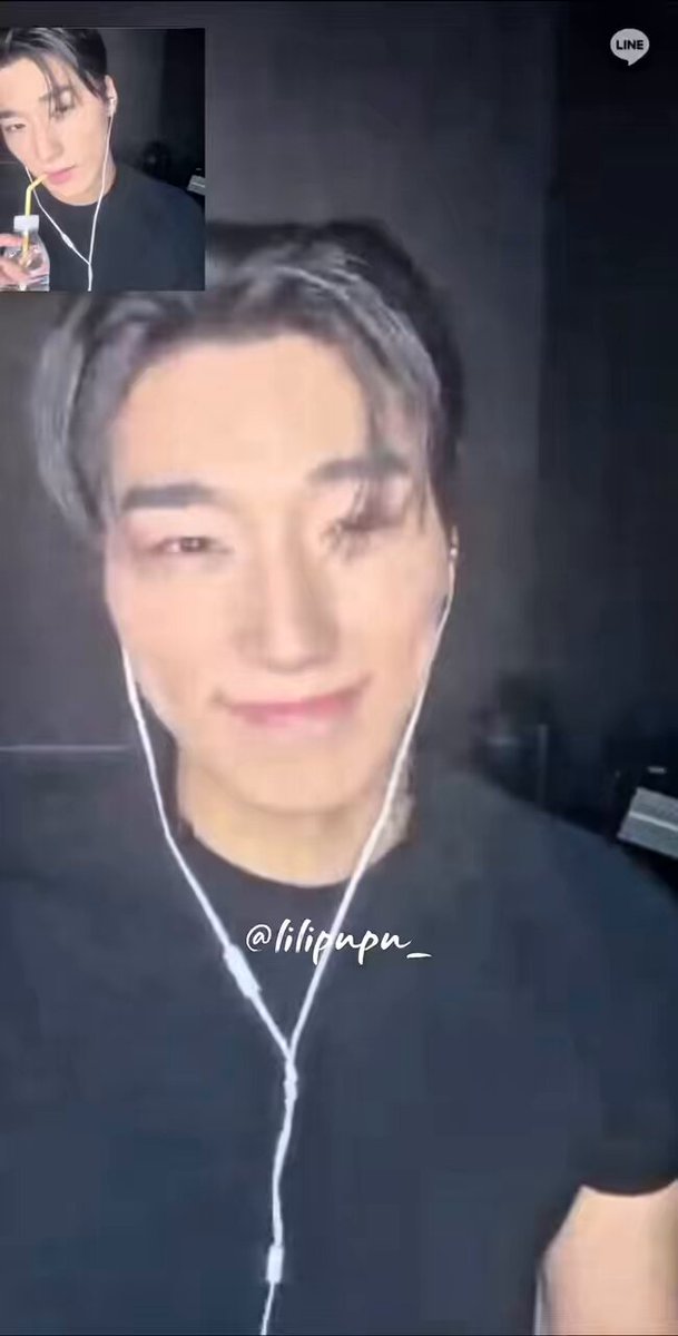 ATEEZ - HALLYUSUPERSTORE