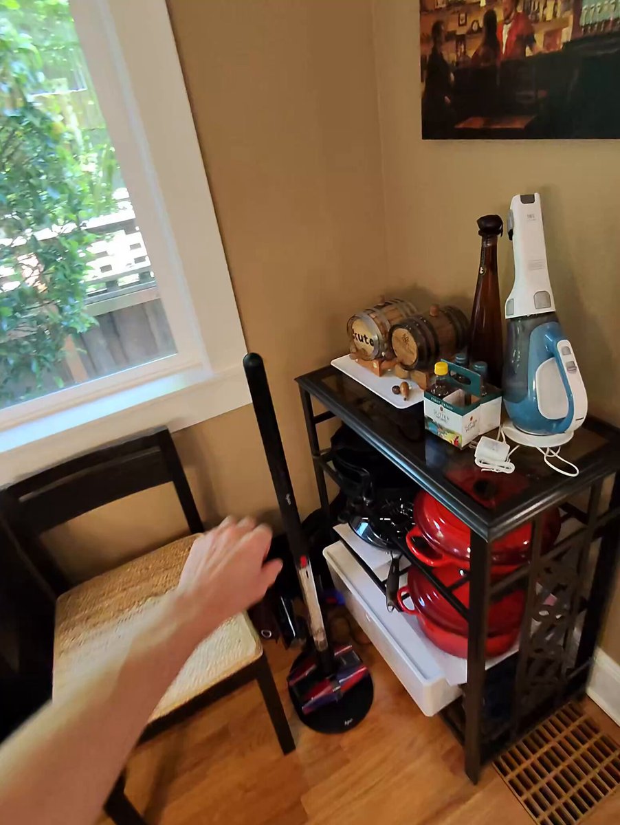 This is the new Dyson Pencilvac Fluffycones, an amazing product with a more amazing name, which I sm