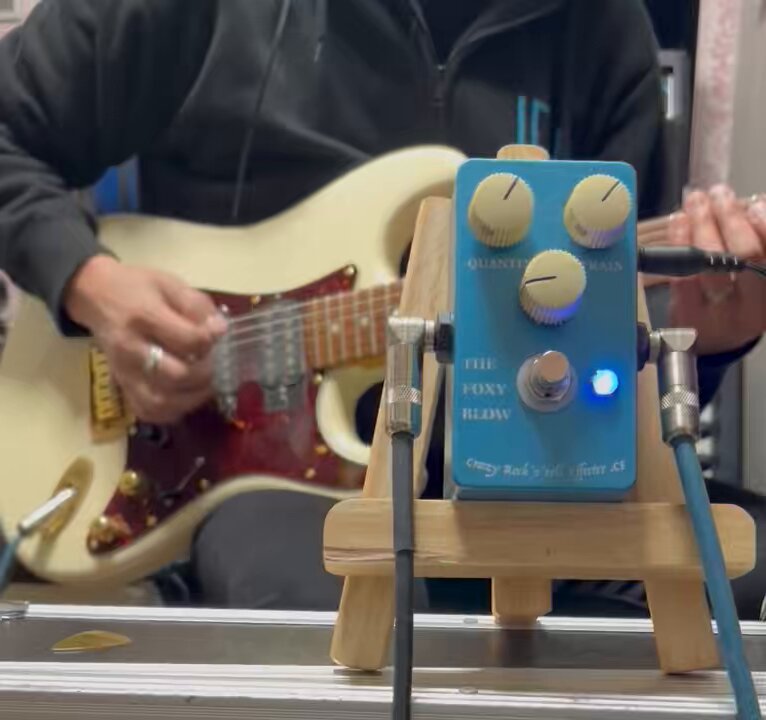 ギター Crazy Rock'n'roll Effecter THE FOXY BLOW Crazy Rock'n'roll Effecter THE FOXY BLOW | Crazy Rock'n'roll