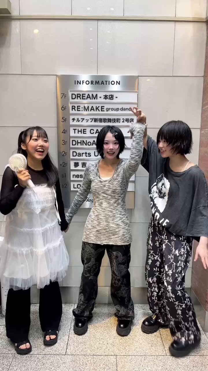 【祝開店！大放出セール開催中】 クモリノチ。 公式 on X:  絵画