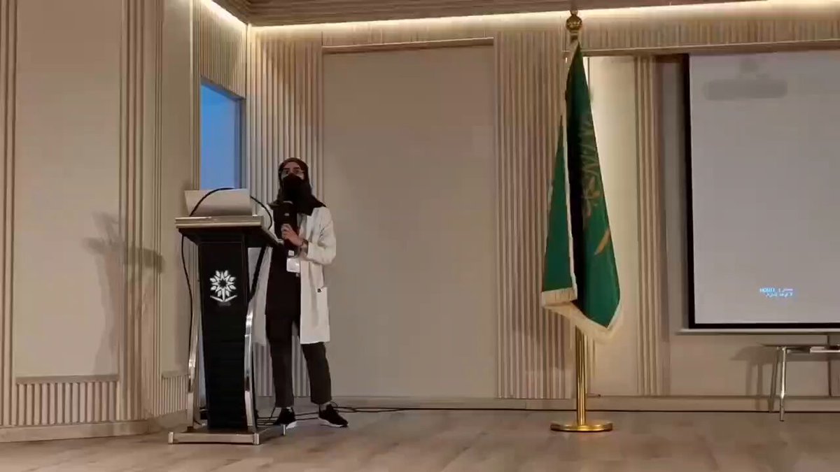 أقامت جمعية آفاق للمبادرات المجتمعية مساء الخميس الماضي الملتقى التعريفي للتخصصات الجامعية بمشاركة أكثر من ٤٠٠ متطوع ومتطوعة من مختلف الجامعات.. قدّمت كل متحدثة نبذة عن تخصصها أو جامعتها، وأجابت على أبرز الأسئلة التي تدور في أذهان الزوّار.. تغطية: العنود مرتضى. aafaqSSisa 