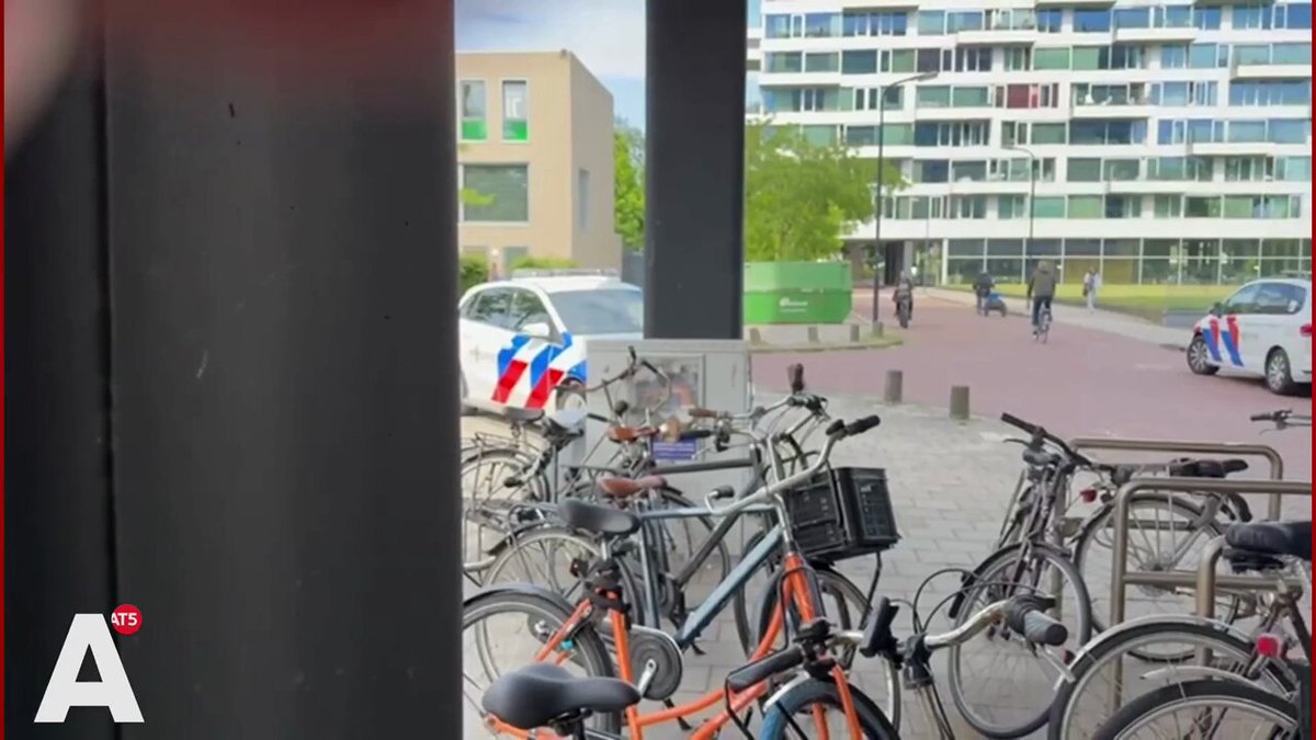 Vrouw neergestoken in woning Jan van Zutphenstraat