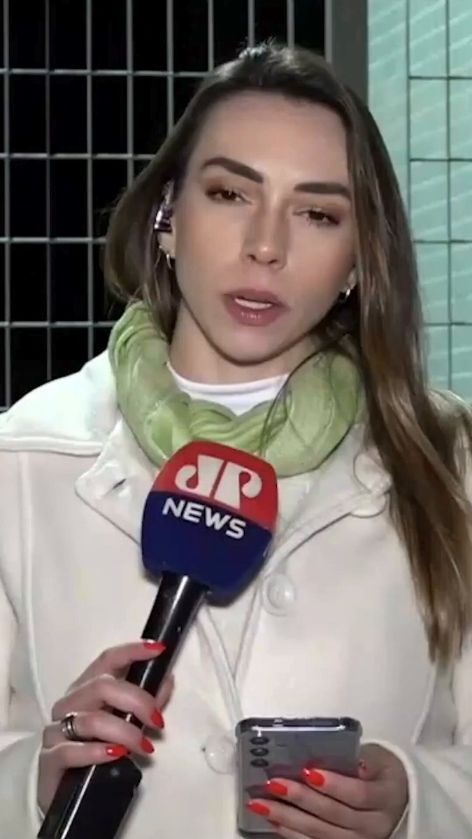 Tweet media