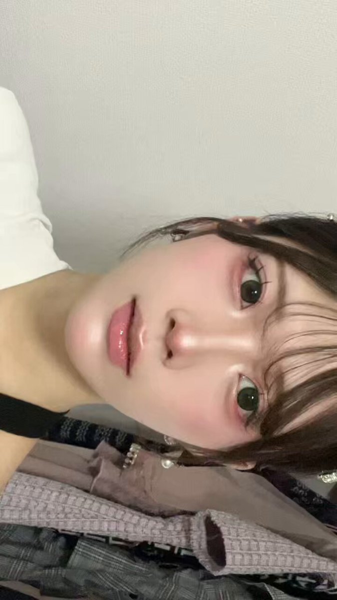 まゆ (@8vx6Np) / X