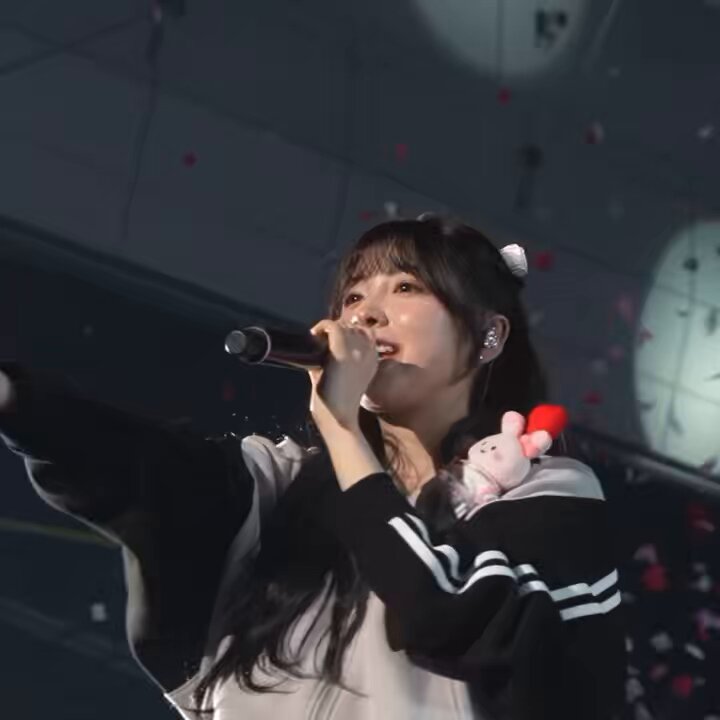 𝘉𝘦𝘭𝘭🫥 (@KnmfyrUQpw10222) / X