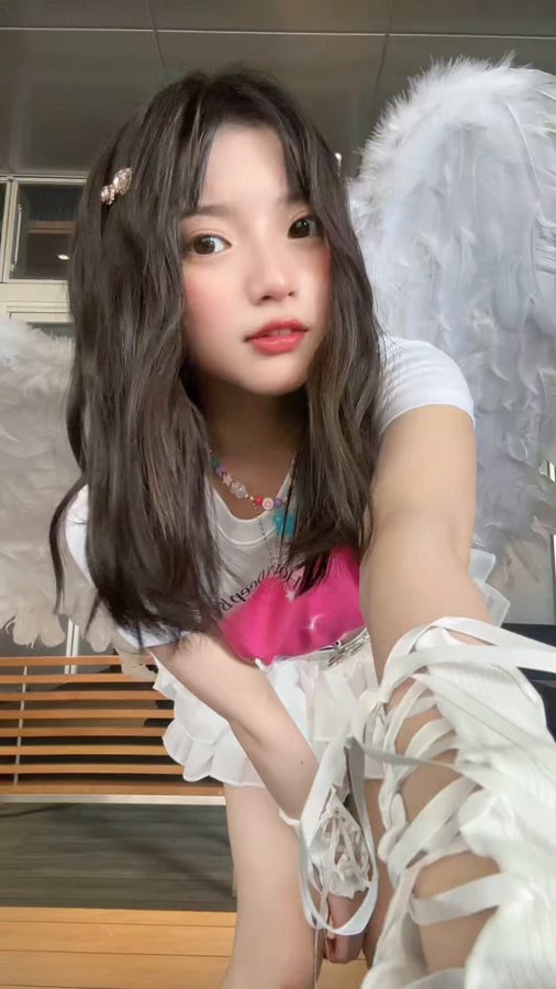 今日のティック！みたー？｜姫野ひなの（@aquamarin__）Fカップ巨乳エロかわアイドル【動画まとめ】