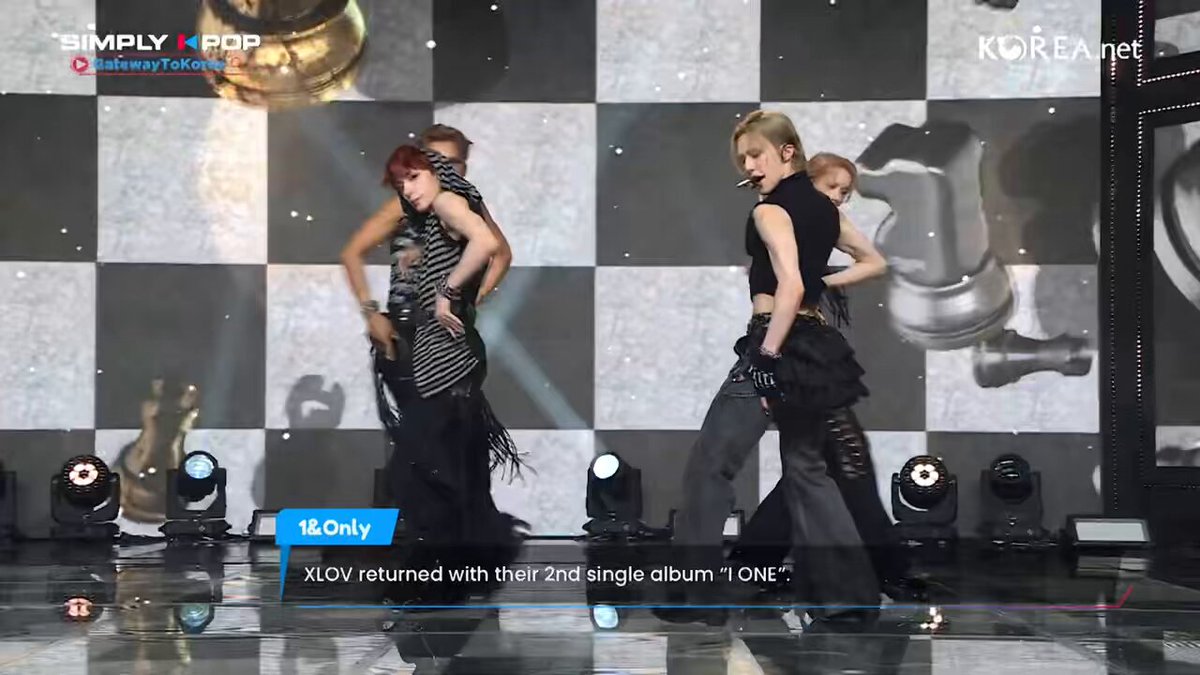 XLOV　ハル　EVERLINE　対面 껌TV 직캠] XLOV 하루 직캠 'I'mma Be' (엑스러브 HARU