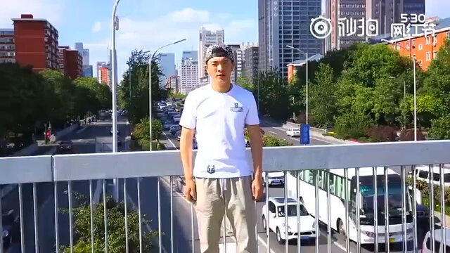 街边搭讪俄罗斯美女    