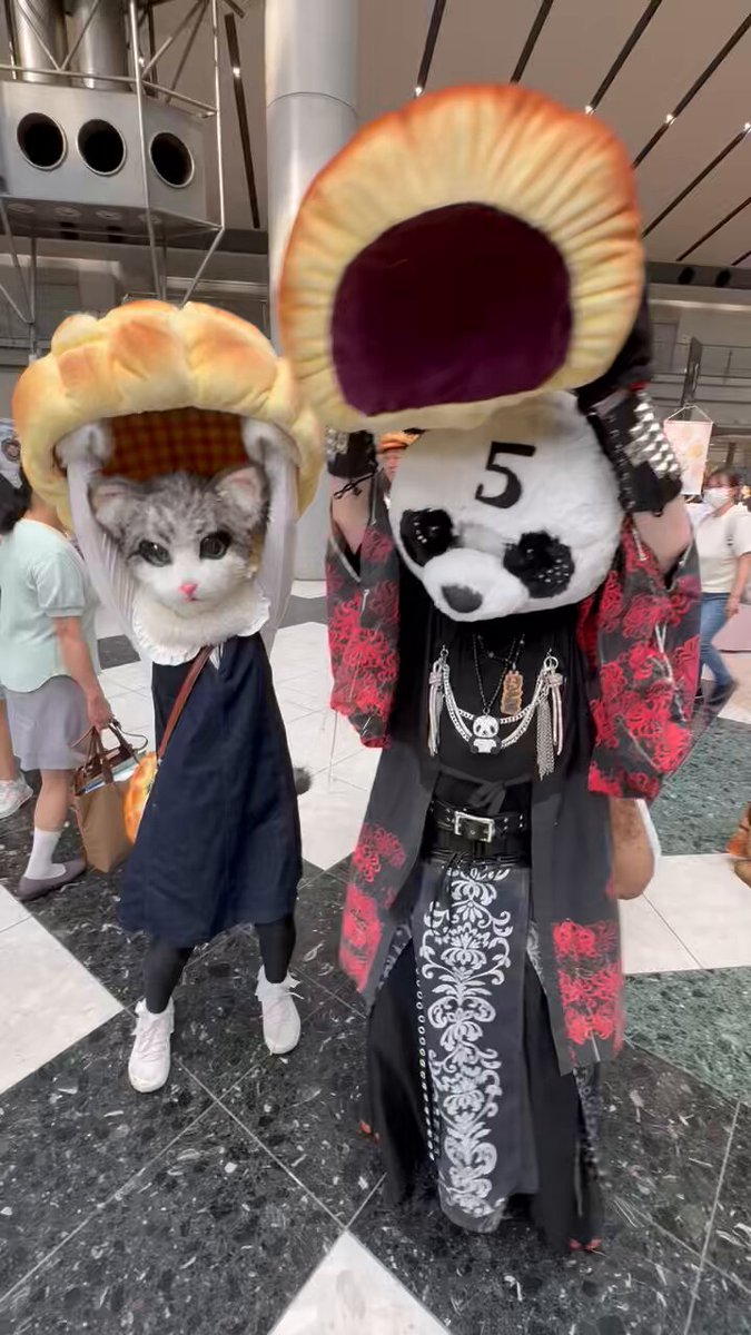 【m！】マリさんベーカリー　ふわふワッフルのショルダーバッグ マリさんベーカリー🐼毎月末はマリベリ抽選会