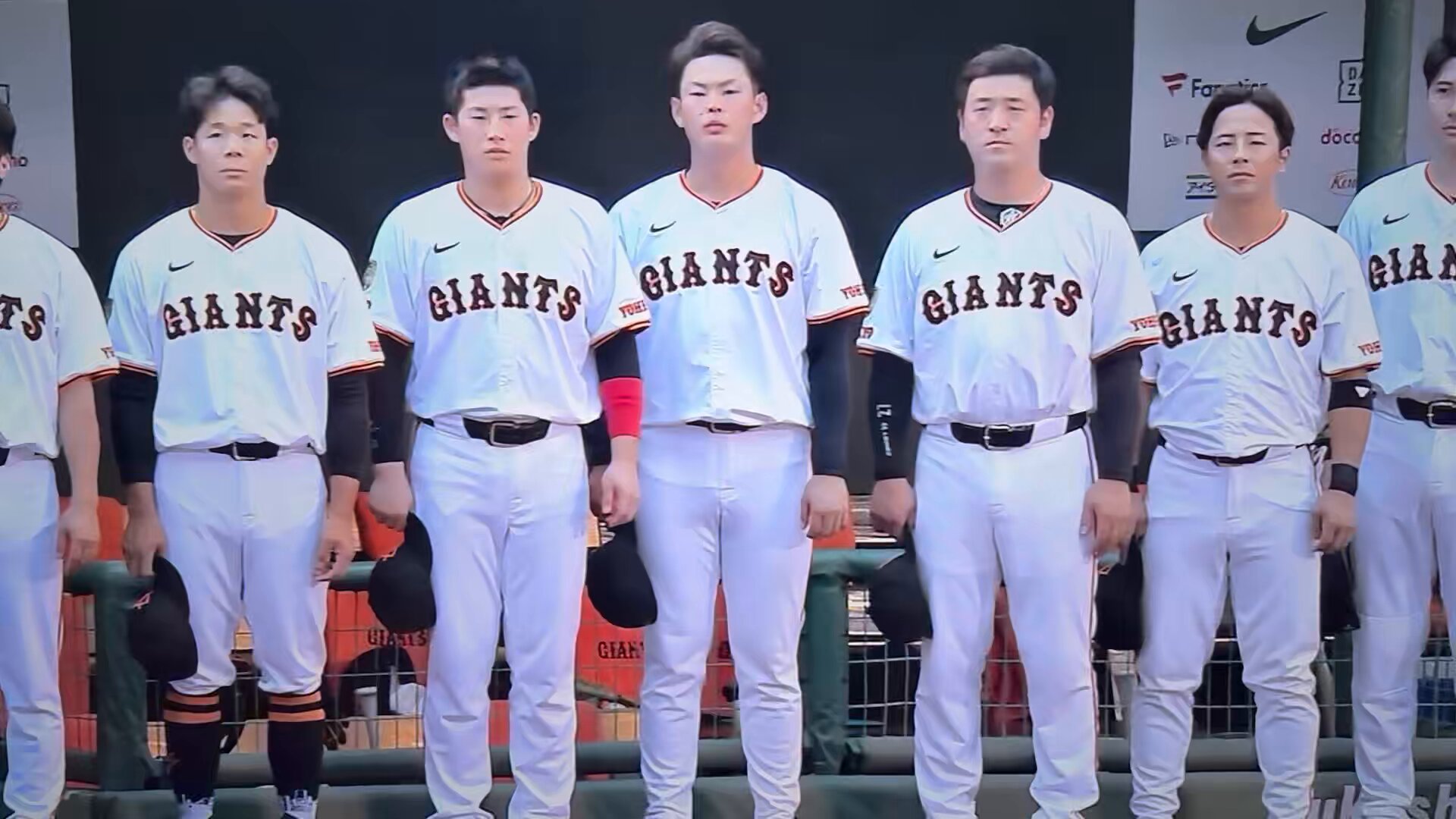763　プロ野球　小林誠司　巨人　読売巨人軍　GIANTS　写真　フォト 763 プロ野球 小林誠司 巨人 読売巨人軍 GIANTS 写真 フォト