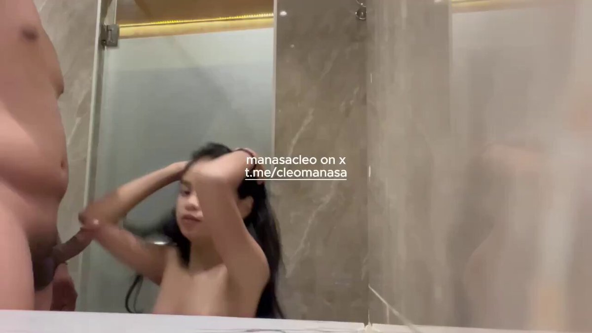sama om di toilet