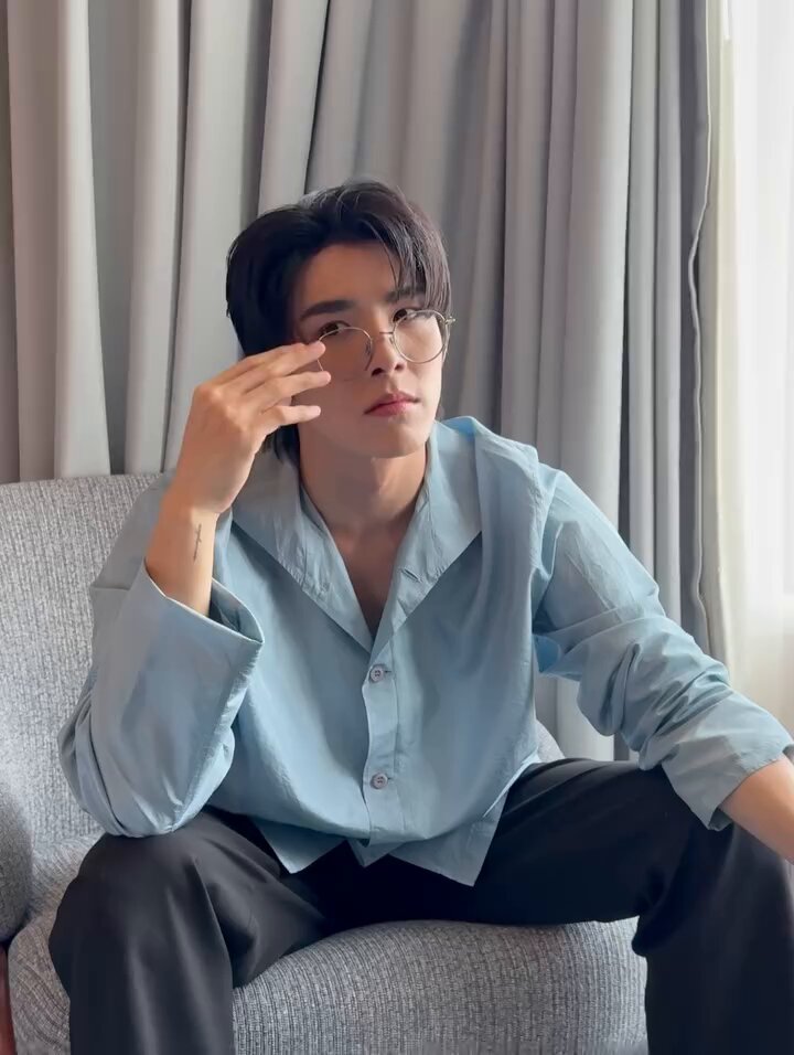 riri⁷🐋ᴬᵘʳᵃˡᶦˢ🌌 on X: 