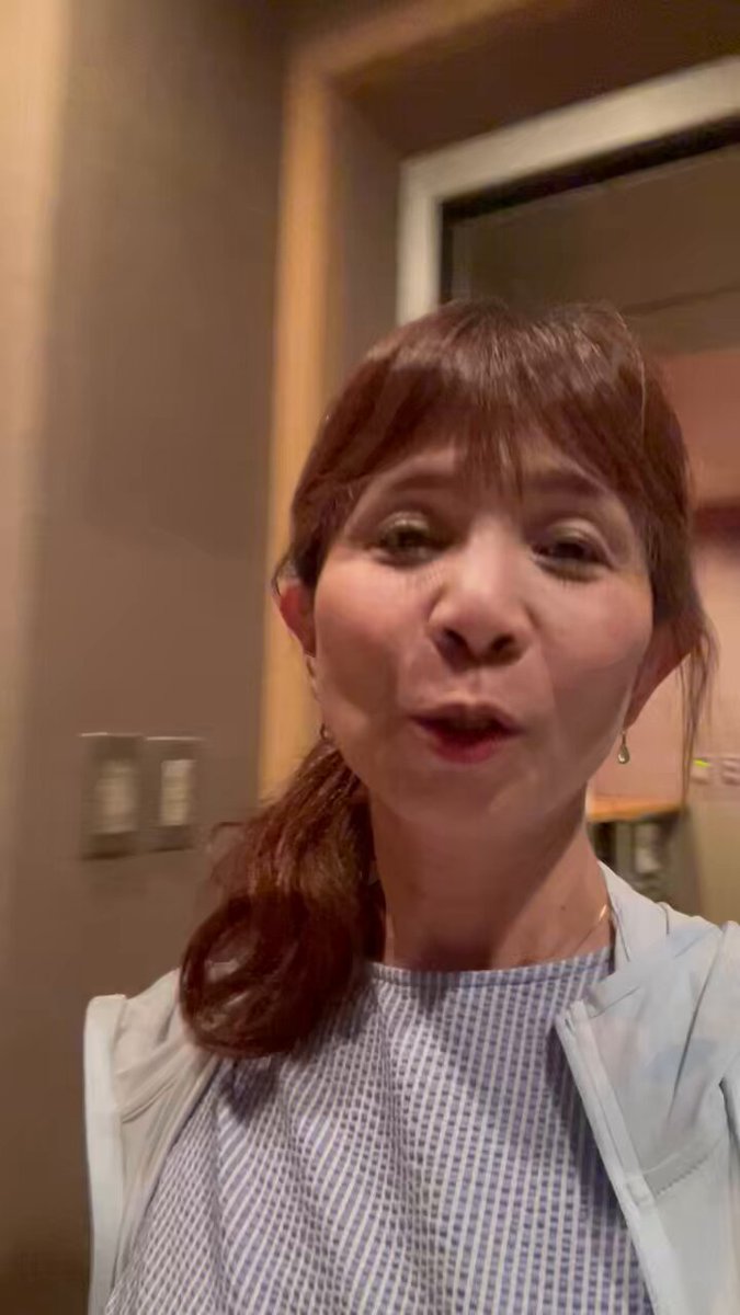 山野さと子 ファーストアルバム LPレコード 自筆サイン色紙あり 71Lvy+-fElL._UF350,350_QL50_.jpg