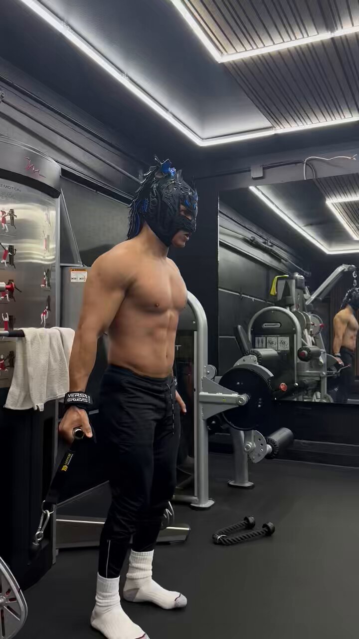 WWE ドラゴン・リー Dragon Lee ドラゴンリー (@dragonlee95) / X