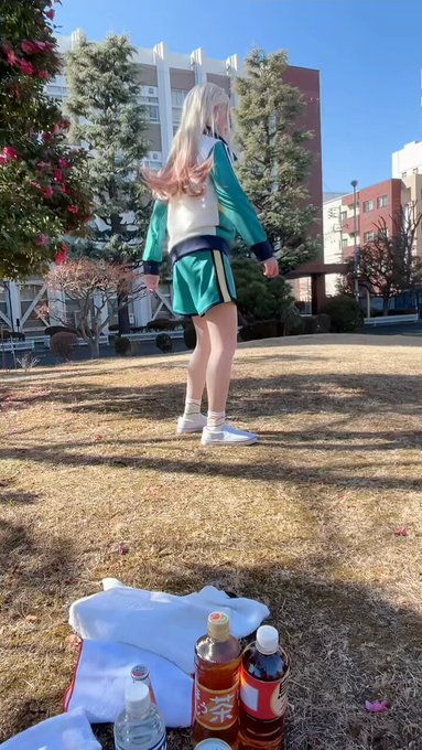 コスプレイヤー忍野しおのTwitter動画2