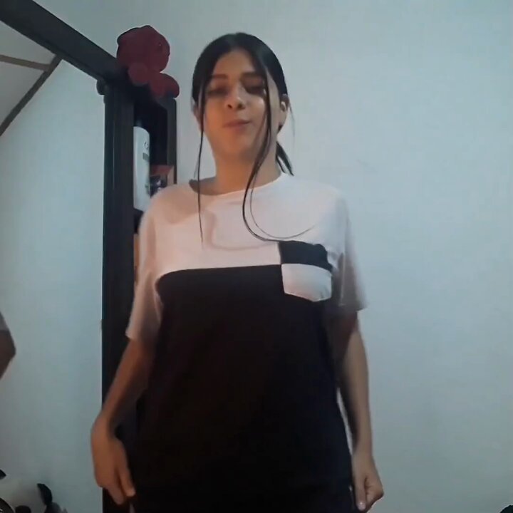 latina ngocok