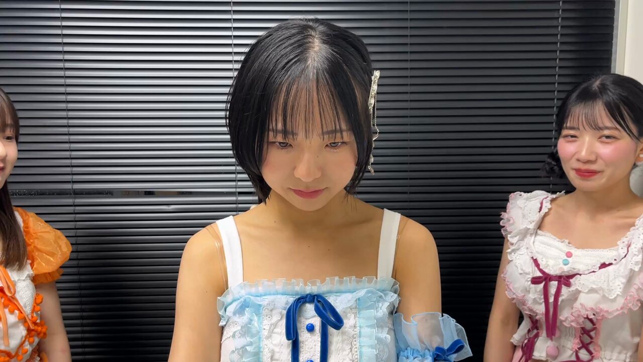 【文字違いフィー】ウェイクアップガールズ　ユウ SALE】エックスガール X-girl グラディエントロゴ ジャガード