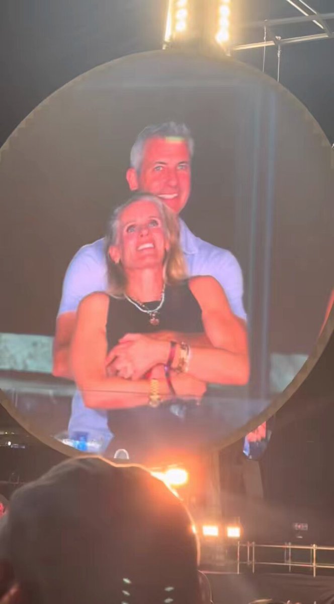 Andy Byron Caught in Kiss Picture